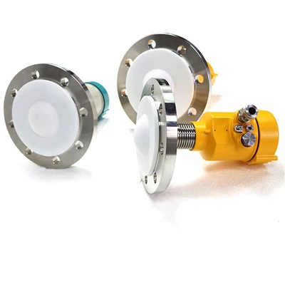 Un sensore di livello radar per silo di cereali può funzionare in un silo con...