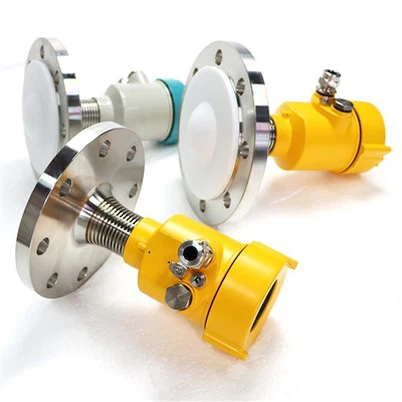 Qual è il tempo di risposta di un misuratore di livello radar per silo?